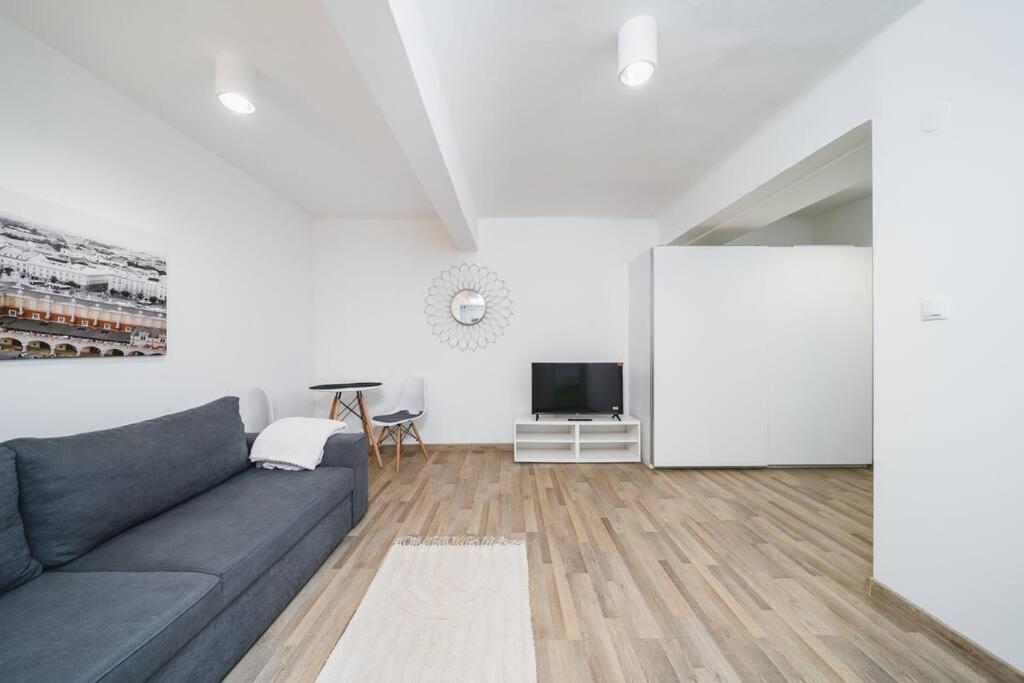 Close Wawel Castle, City Centre Apartment Krakow Ngoại thất bức ảnh